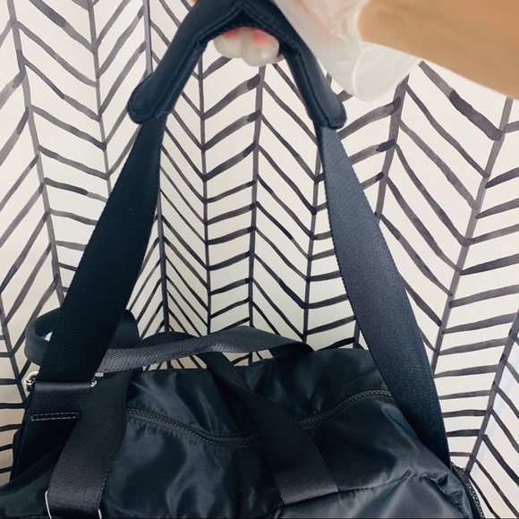 Ivivva by lululemon weekend escape duffel black - Picture 9 of 16